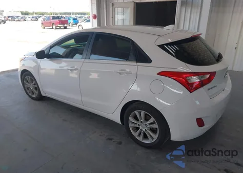 2013 Hyundai Elantra Gt z USA, uszkodzony, nr VIN KMHD35LE2DU028888